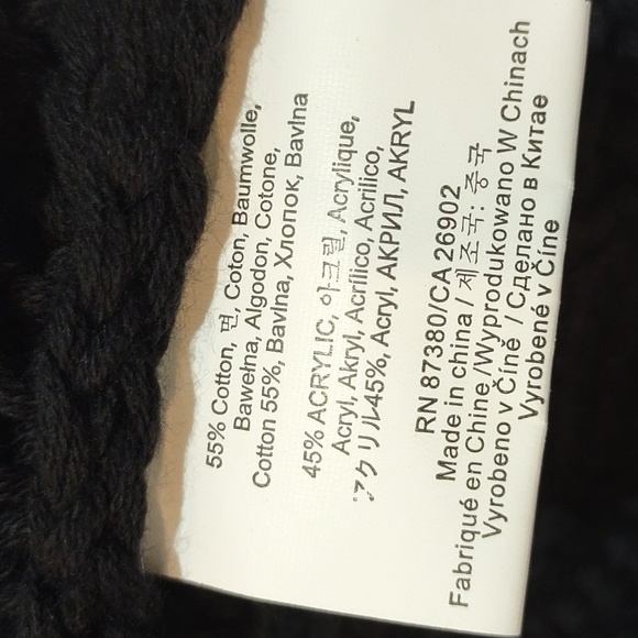 Burton Women's Black Cable Knit Beanie With Buttons Winter Ski - Picture 8 of 14